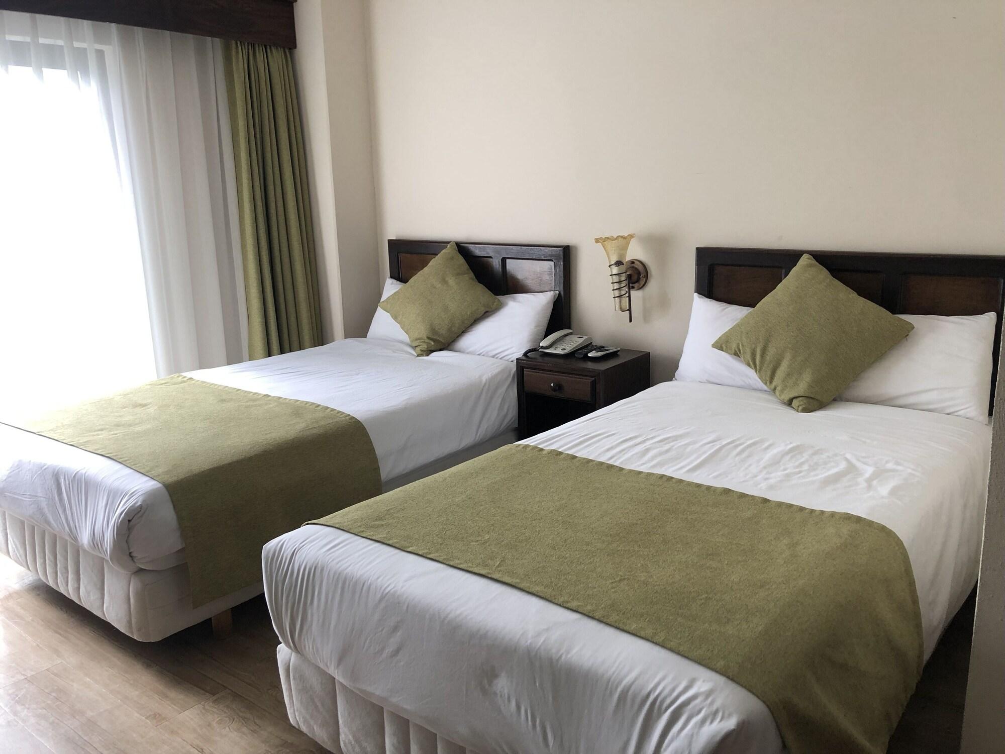 Holiday Saipan Hotel Екстер'єр фото