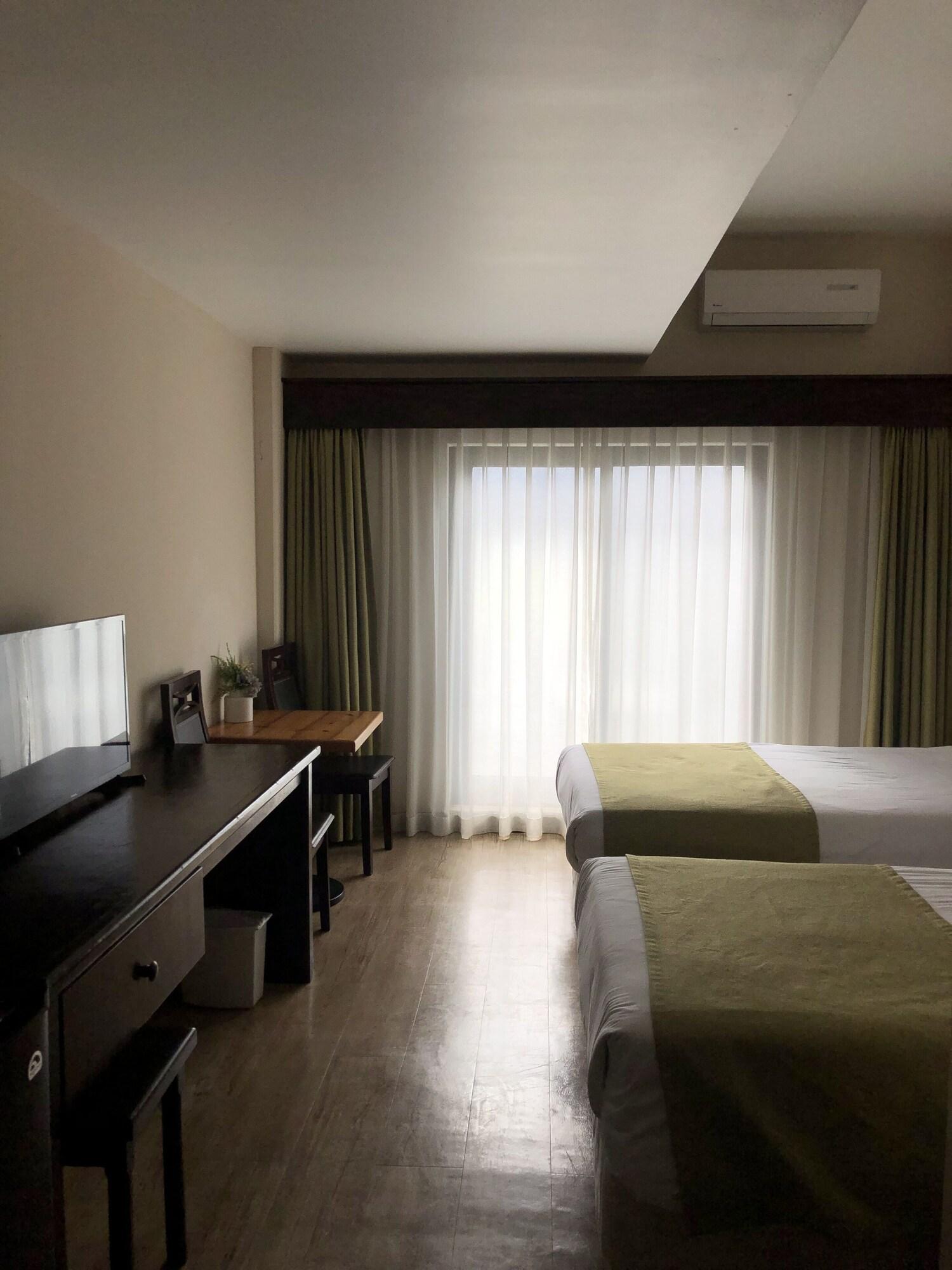Holiday Saipan Hotel Екстер'єр фото