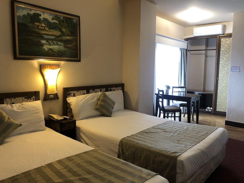 Holiday Saipan Hotel Екстер'єр фото
