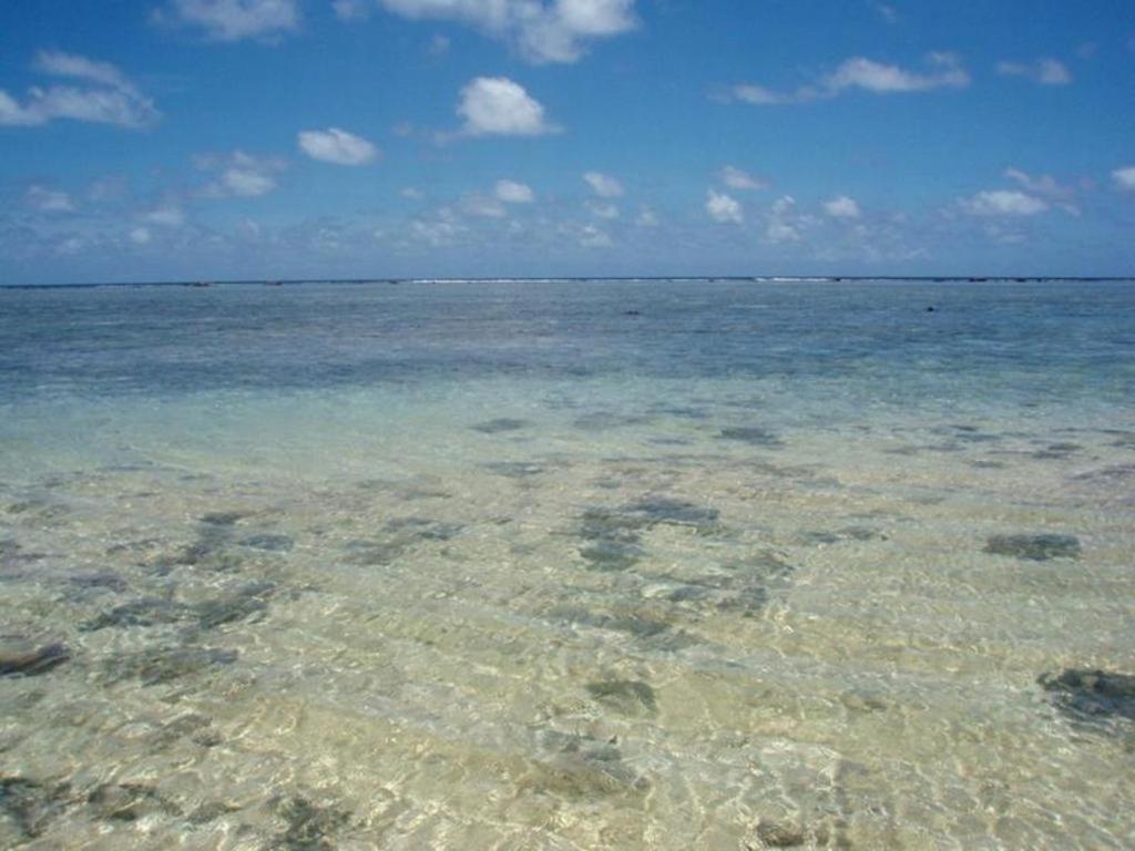 Holiday Saipan Hotel Екстер'єр фото