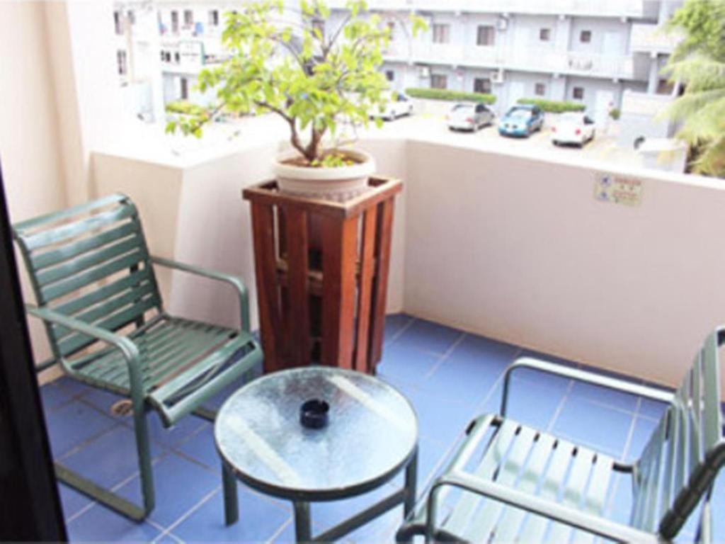 Holiday Saipan Hotel Екстер'єр фото