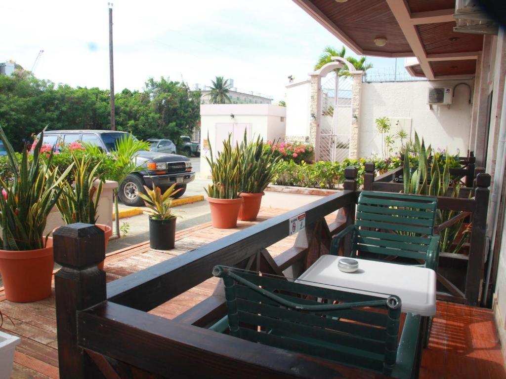 Holiday Saipan Hotel Екстер'єр фото