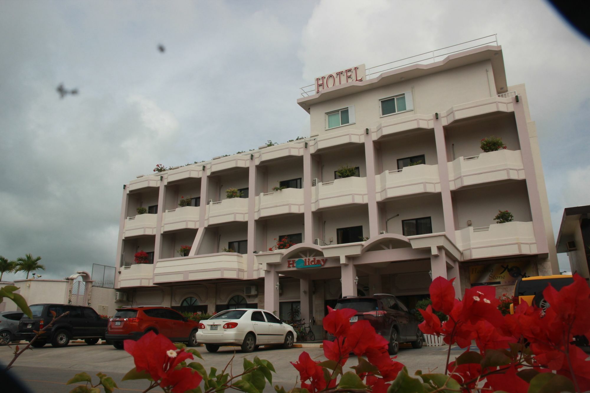 Holiday Saipan Hotel Екстер'єр фото