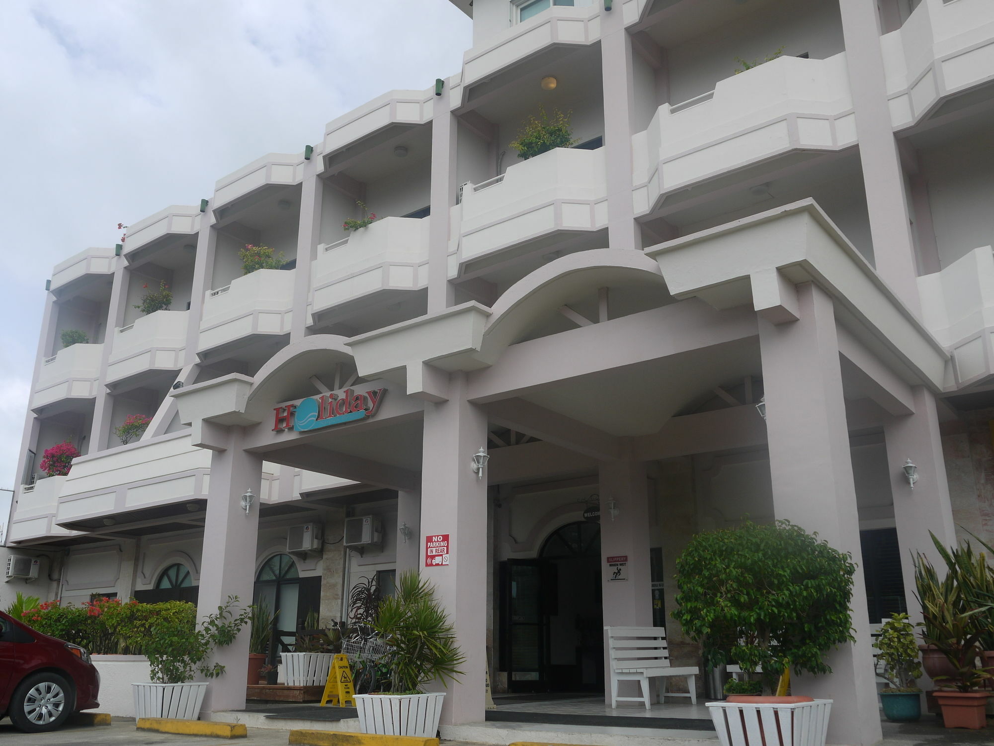 Holiday Saipan Hotel Екстер'єр фото
