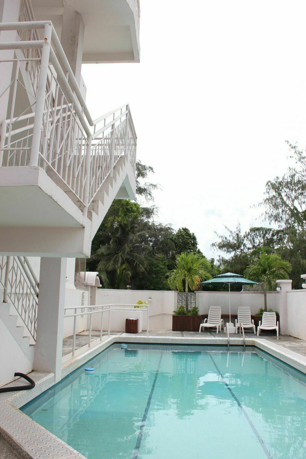 Holiday Saipan Hotel Екстер'єр фото