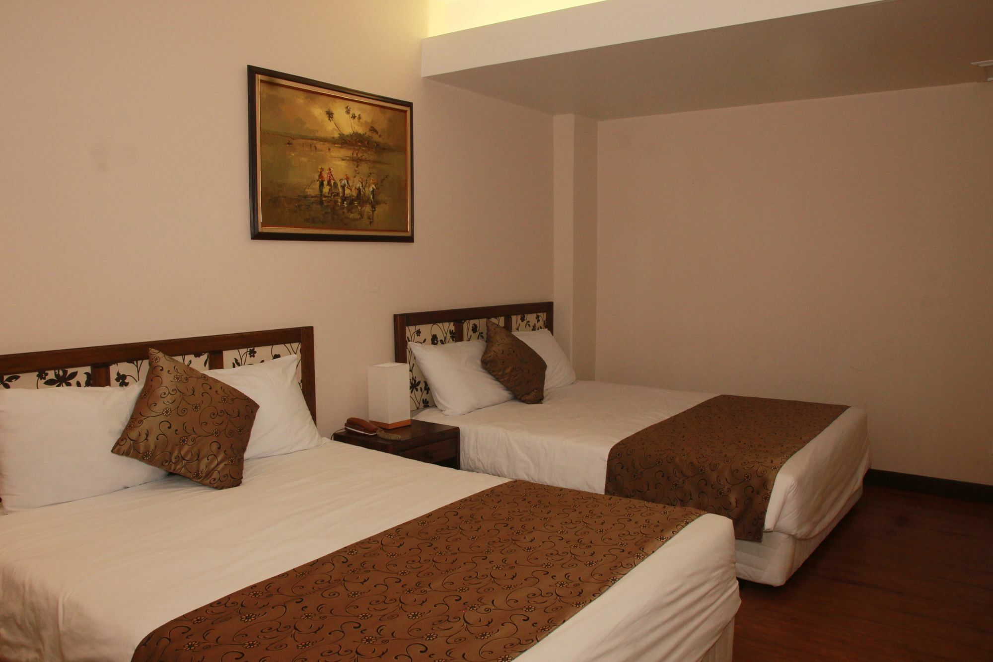 Holiday Saipan Hotel Екстер'єр фото